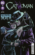 Load image into Gallery viewer, Catwoman, Vol. 5 #33
